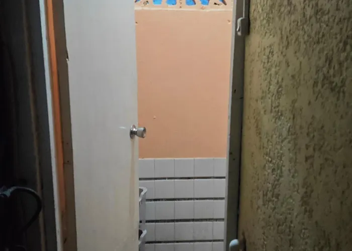 Hostel Bunkaroo *